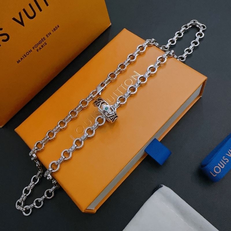 Louis Vuitton Necklaces